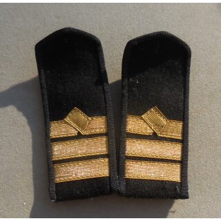 River Fleet Shoulder Boards, black