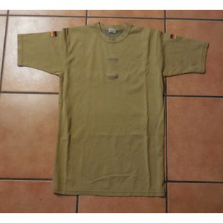 T-Shirt, braun mit Flaggen & Klett