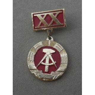 Jahrestage der DDR 1937, 20 Jahre 1969, Aluminium goldfarben, lackiert, Broschierung