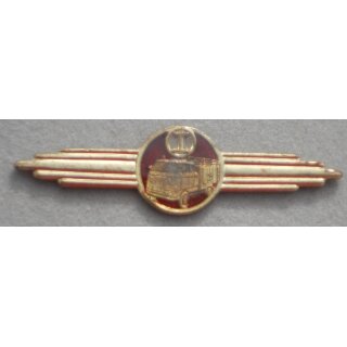 Maschinisten L&ouml;schfahrzeuge Qualifikationsabzeichen 125c, Eisen vermessingt, lackiert mit &Uuml;berzug