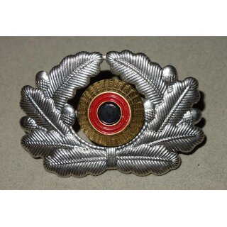 Cap Badge for Officers 3.Type, with Cocade B-R-G, State Seal drilled through July to Oct. 1990