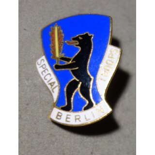 Special Troops Berlin, DUI, Crest #11, B&auml;r nach links schauend, o.Herst, goldfarben