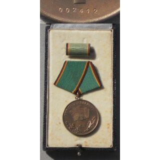 Faithful Service Medal for the KVP Barracked Peoples Police 2412, in original Case