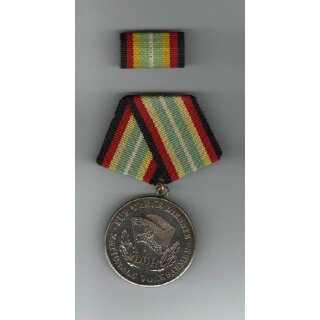 Medaille f&uuml;r treue Dienste in der NVA, silber 150f, 1966-72