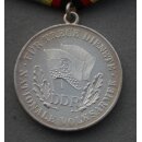 Medaille f&uuml;r treue Dienste in der NVA, silber 150L, 1987-90, nur Medaille
