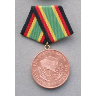 Medaille f&uuml;r treue Dienste in der NVA, bronze