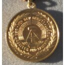 Verdienstmedaille der NVA, gold 145f, Ag 900, 1072