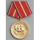Verdienstmedaille der NVA, gold 145h, 1984-86, nur Medaille