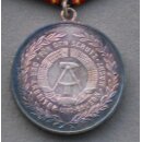 Verdienstmedaille der NVA, silber 146d, Ag 900, nur Medaille