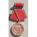 Verdienstmedaille der NVA, bronze 147g, 1977-83