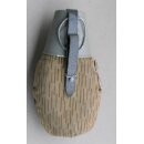 Feldflasche, Kunststoff, Strichtarn Typ 3, neuwertig, beige