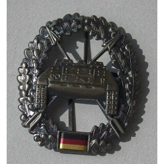 Panzerj&auml;gertruppe Barettabzeichen  Metall, neu, mit Bundesfarben