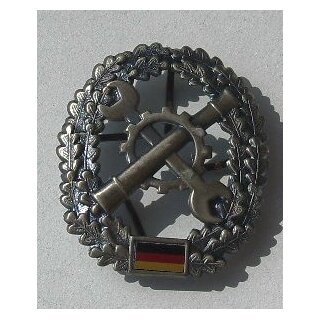 Instandsetzungstruppe Barettabzeichen Metall, gebraucht, mit Bundesfarben