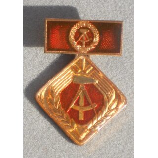 Activist of Socialist Labor 88c, 1974 -