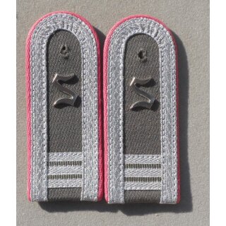 Panzer Schulterst&uuml;cke, - 90 Offizierssch&uuml;ler, 3.Jahr