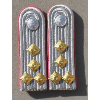 Shoulder Boards, Tanks - 90 Captain, ready to wear