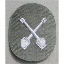 Career Insignia Kampfgruppen Ordnance, crossed Cannons