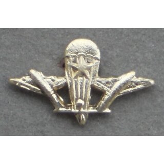 Airborne Attachment, gold colour