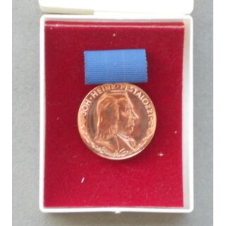 Pestalozzi Medal for Faithful Service, bronze 162e, 1986-90, Iron, in original Case