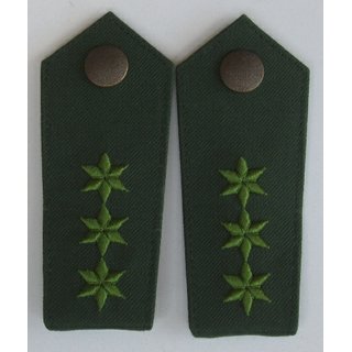 Shoulder Boards, green Police, new with Snap Button