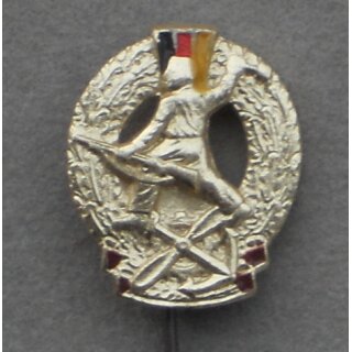 Mehrkampf-Sportabzeichen 1957-60, gold 397d, Miniatur, Aluminium lackiert, verschiedene Nadeln