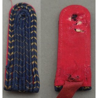 Type4 - red, Shoulder Boards, Railways GDR #4, Reichsbahn-Unterassistent, single w/o Pip