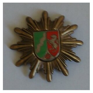 Cap Star Metal, Enamel, used