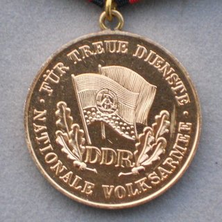 Medal for faithful service in the Armed Forces, gold