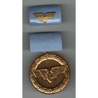 Medaille für Treue Dienste in der Deutschen Reichsbahn, gold