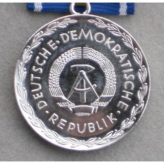 Pestalozzi-Medaille fr treue Dienste, silber