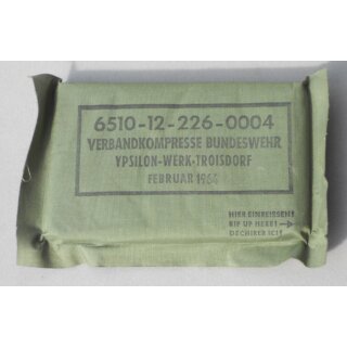 Field Dressing, large