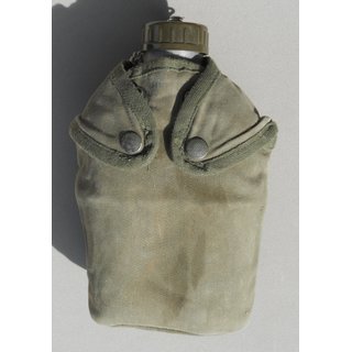 Feldflasche F1, mit Becher und Tasche