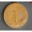 Medaille für treue Dienste in den Kampfgruppen, gold