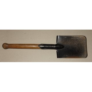 East German E-Tool, straight Handle, welded Blade