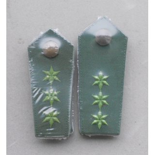 Shoulder Boards, green Police, new with Stud Button, small, female