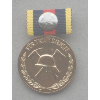 Medaille für Treue Dienste in der Freiwilligen Feuerwehr, gold für 40 Jahre