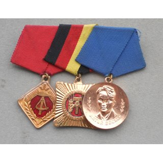 FDJ Medaillenspange, 3 Auszeichnungen