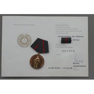 Honour Badge for Meritorious Service in the Reservist Work with Document