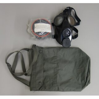Größe "0", Maske 1974 mit Filter 67, Lagerhilfe und Tasche in grau.