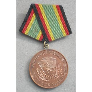 151c, 1960-66, nur Medaille