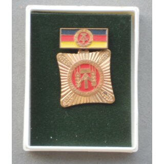 79f, opaque painted, in original Case