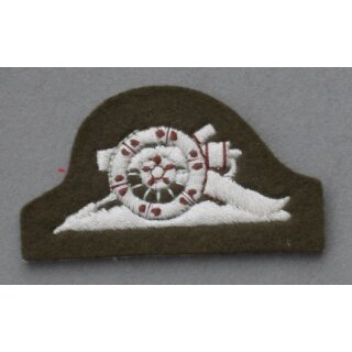 auf oliv, neu, sp&auml;te Ausf&uuml;hrung, linker Arm, No.2, RA Sgts. & Staff, NSN 8455-99-406-9855