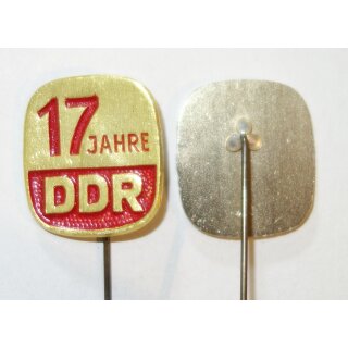 1932, 17 Jahre 1966, Aluminium goldfarben, lackiert, Nadel