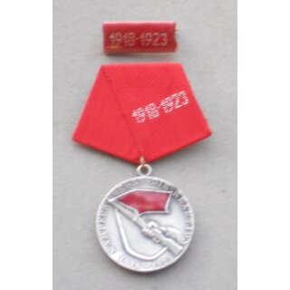 164d, an 5-Eckspange, NVA Trageweise